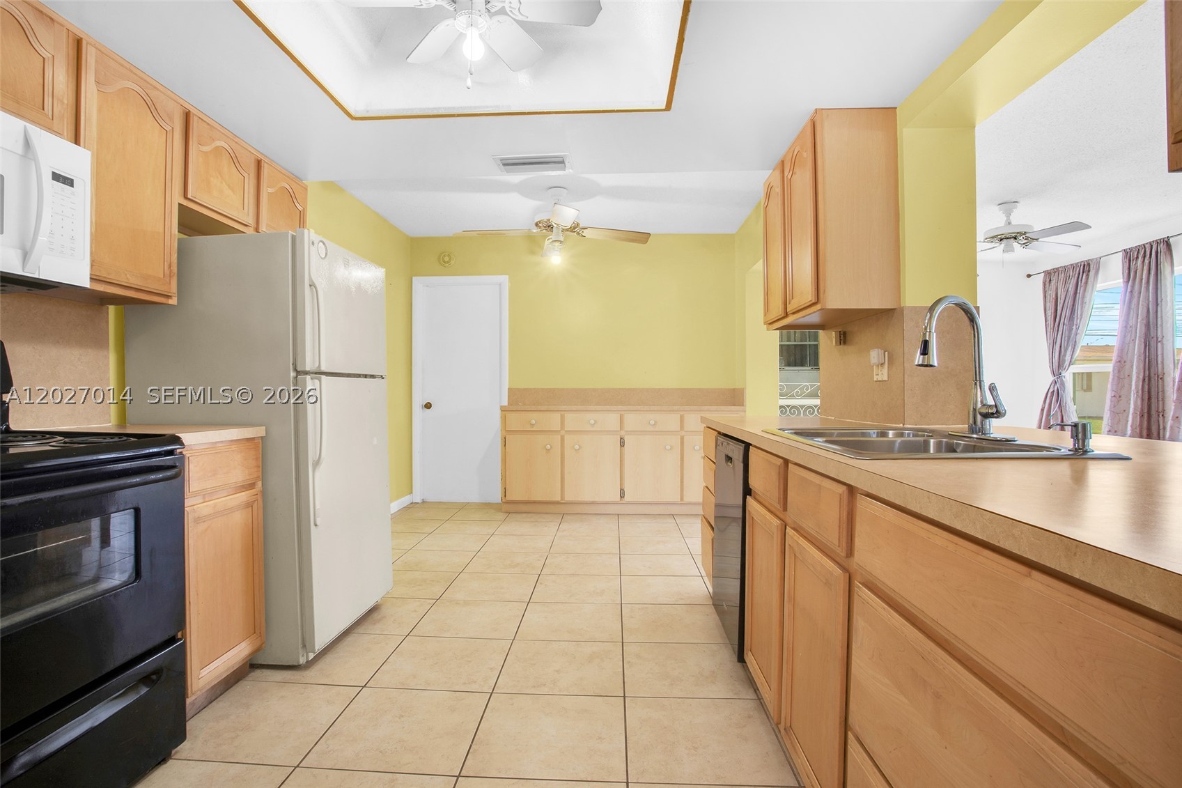 PARADISE GARDENS SEC 3 - Residential