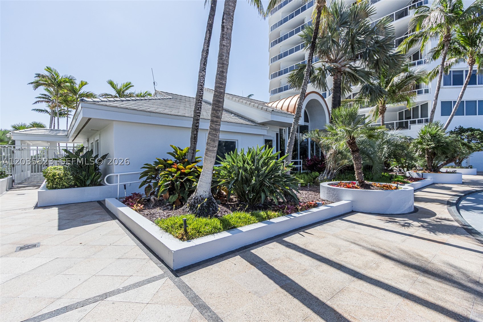 ONE ISLAND PLACE CONDO 1 - Residential