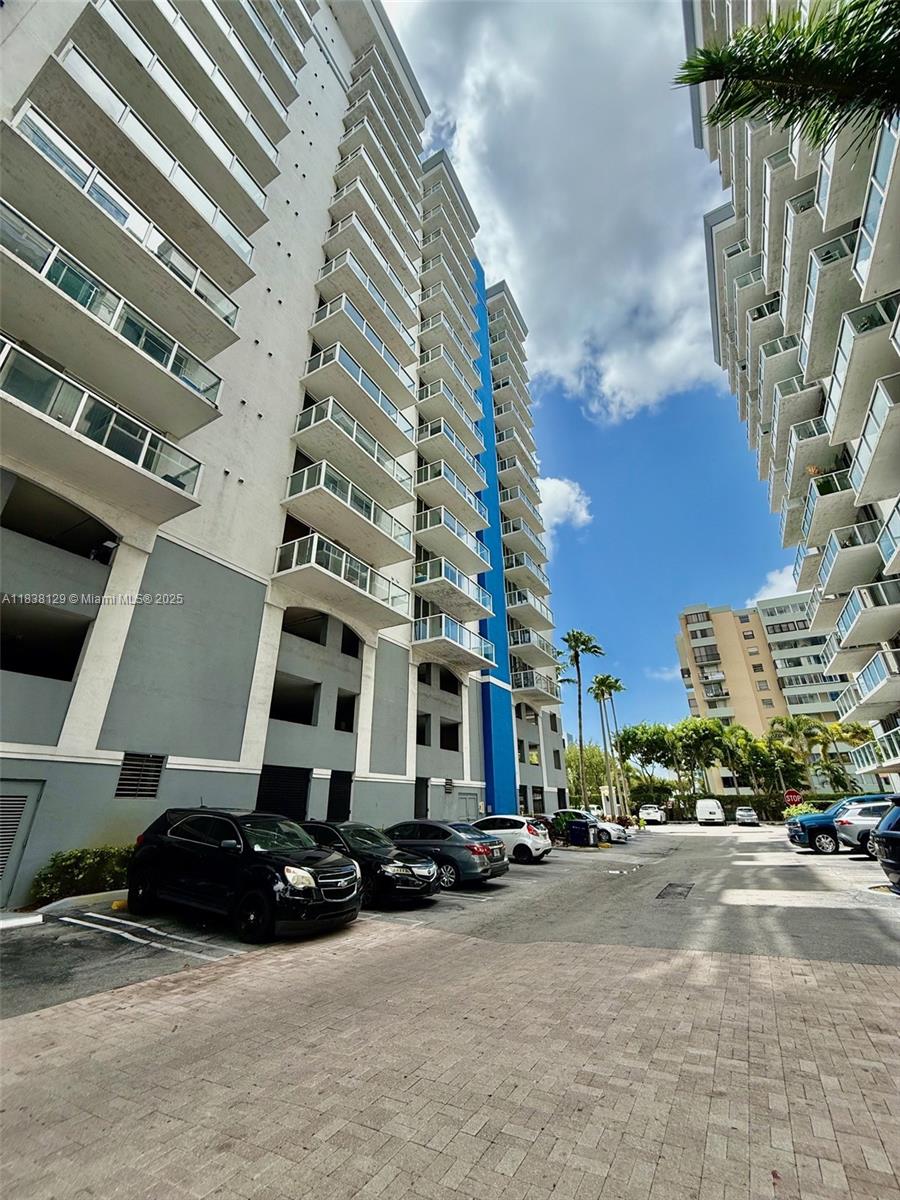 BLUE LAGOON CONDO - Residential Lease