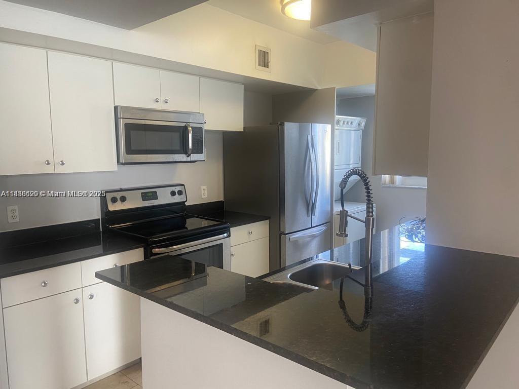 BLUE LAGOON CONDO - Residential Lease