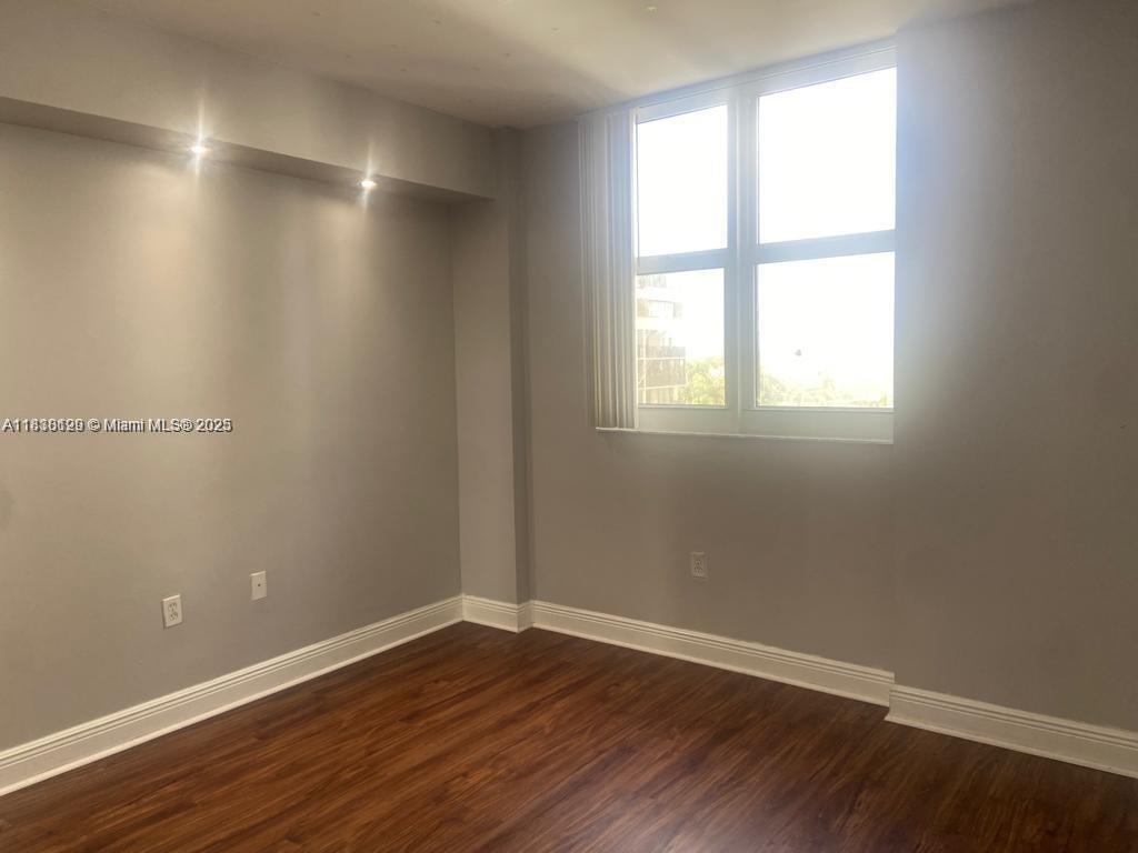 BLUE LAGOON CONDO - Residential Lease