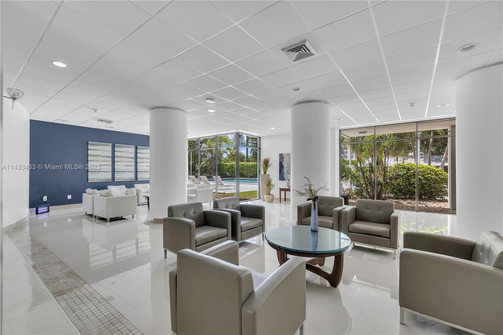 BONAVIDA CONDO - Residential Lease