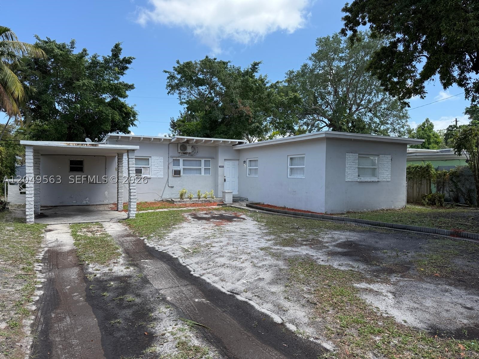 Welcome to this spacious and move-in ready 3-bedroom, 2-bath home located in a quiet Miami neighborhood. Offering 1,270 square feet of comfortable living space, this well-maintained residence features waterproof vinyl flooring throughout, a brand-new A/C system, and a new refrigerator. The oversized living room and generously sized bedrooms provide plenty of space to relax, while ample storage adds everyday convenience. Both bathrooms have been tastefully updated with new vanities for a fresh, modern feel.
Step outside to enjoy the large front yard, covered carport, and ample parking. For added value and peace of mind, the rent includes water, electricity, landscaping, and regular pest control services.
Conveniently located near shopping, dining, schools, and major highways, this home offers exceptional comfort, convenience, and value. Schedule your private showing today!