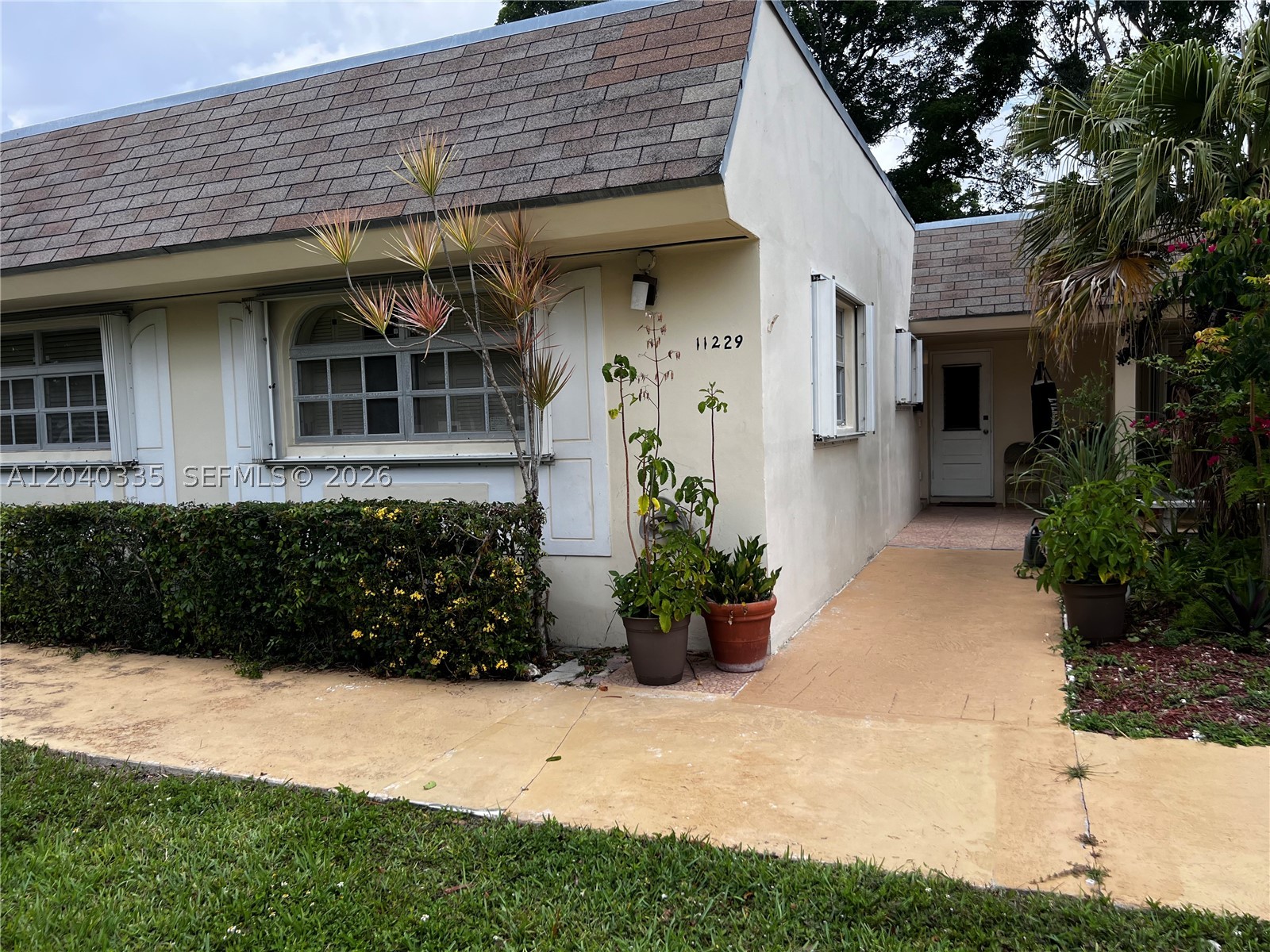 GREEN HILLS PARK WEST NO - Residential