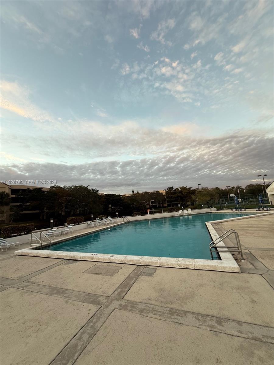 LAKES OF NEWPORT II - Residential