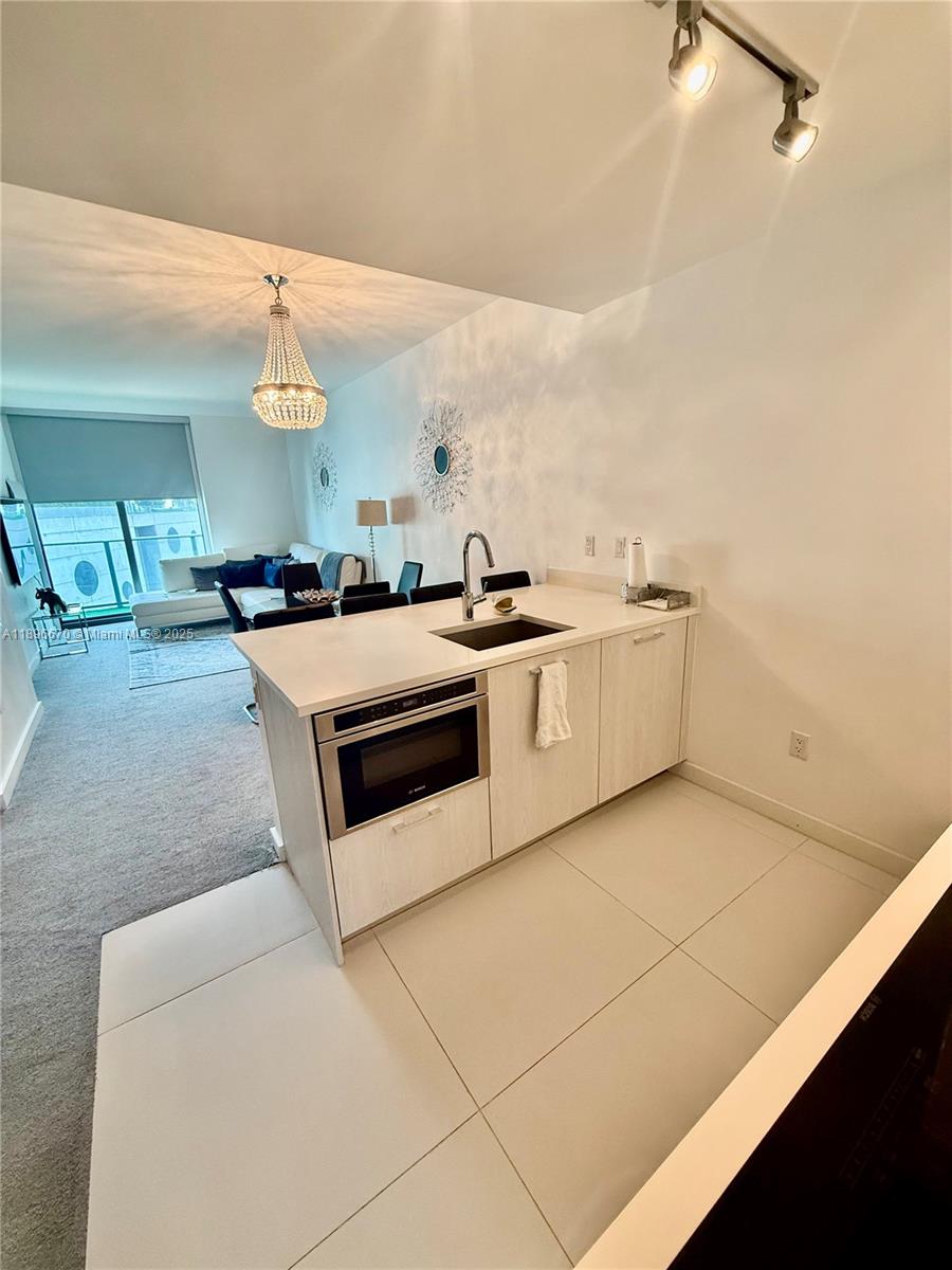 PARAISO BAYVIEWS CONDO - Residential