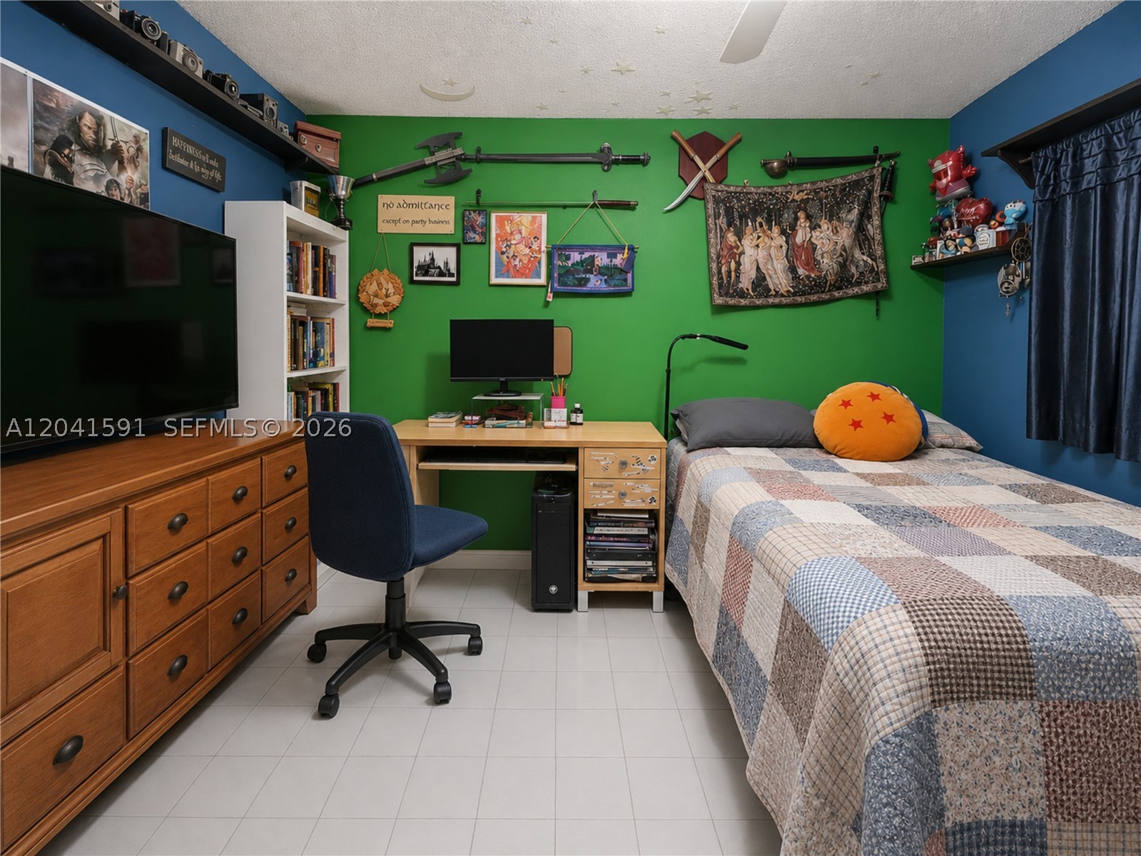 EDGEWATER PARK - Residential