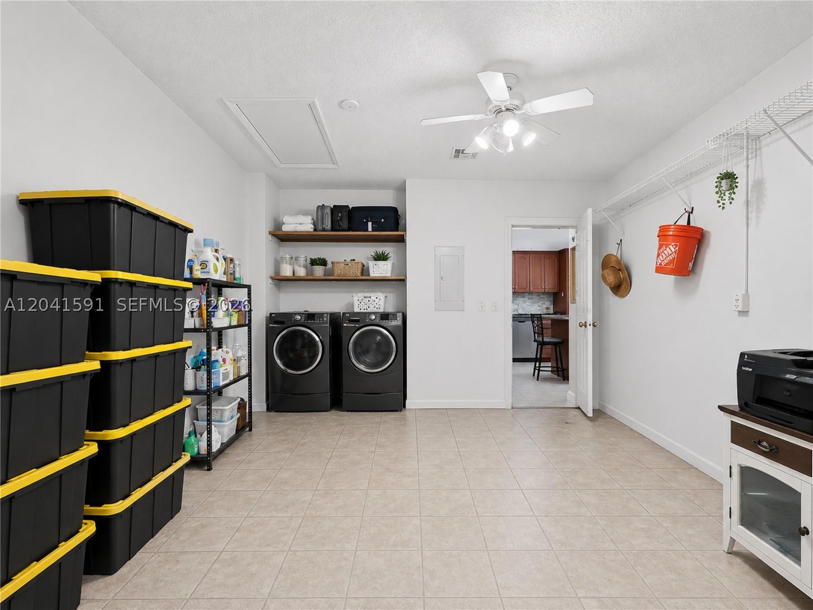 EDGEWATER PARK - Residential