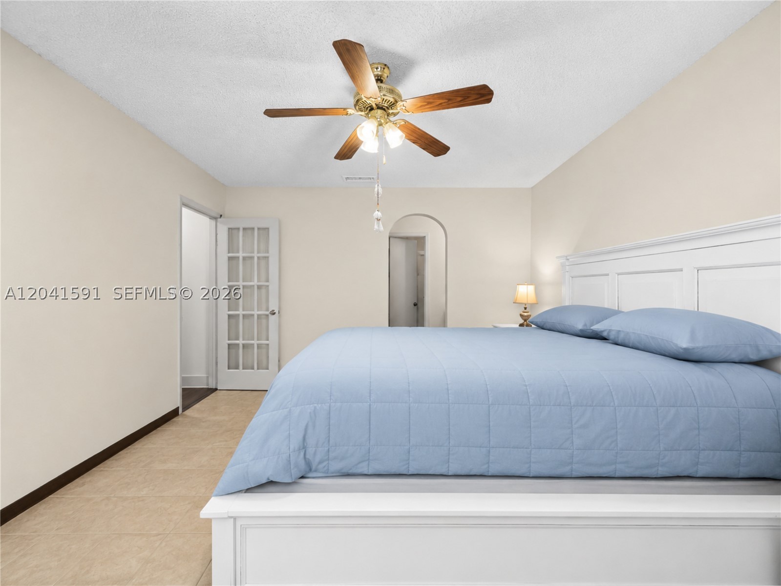 EDGEWATER PARK - Residential