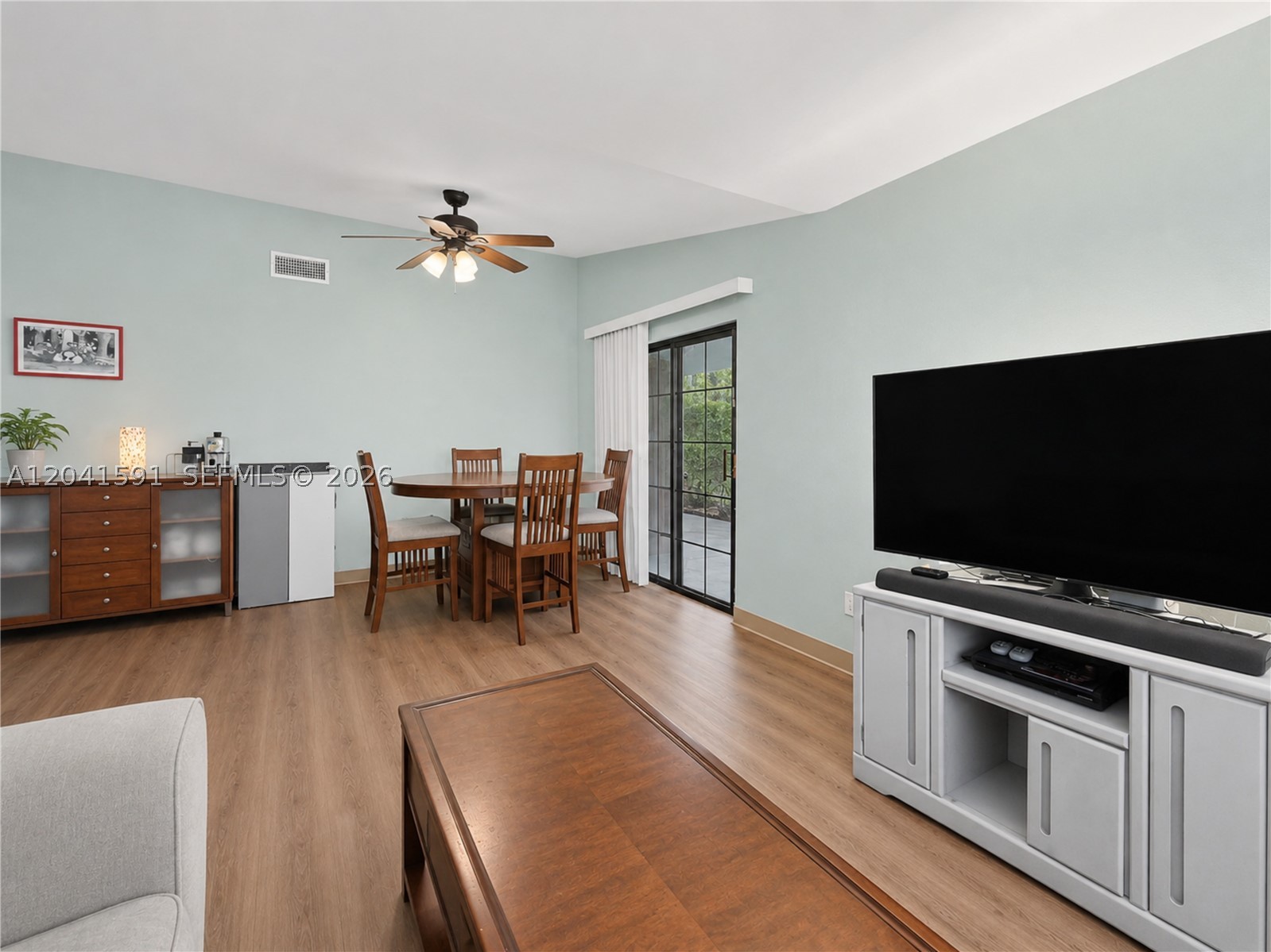 EDGEWATER PARK - Residential