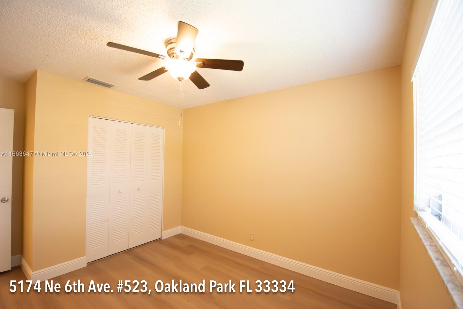 VILLAGE PARK AT OAKLAND C - Residential Lease