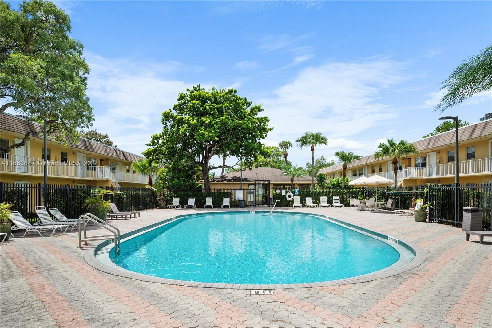 VILLAGE PARK AT OAKLAND C - Residential Lease