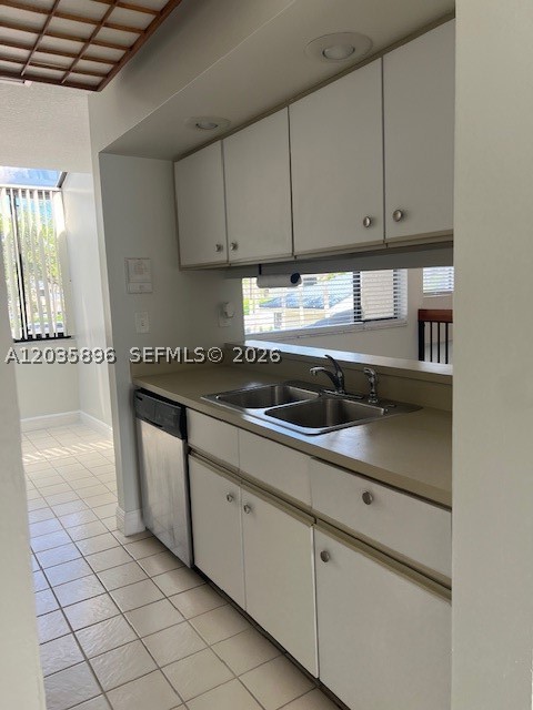 PARC VILLAGE CONDO - Residential Lease