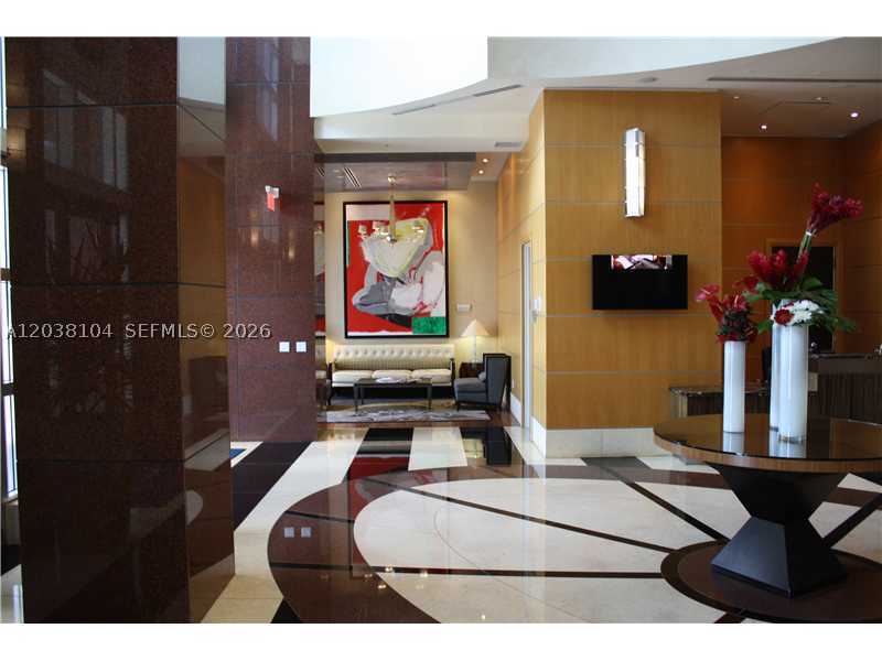 Vizcayne - Residential Lease