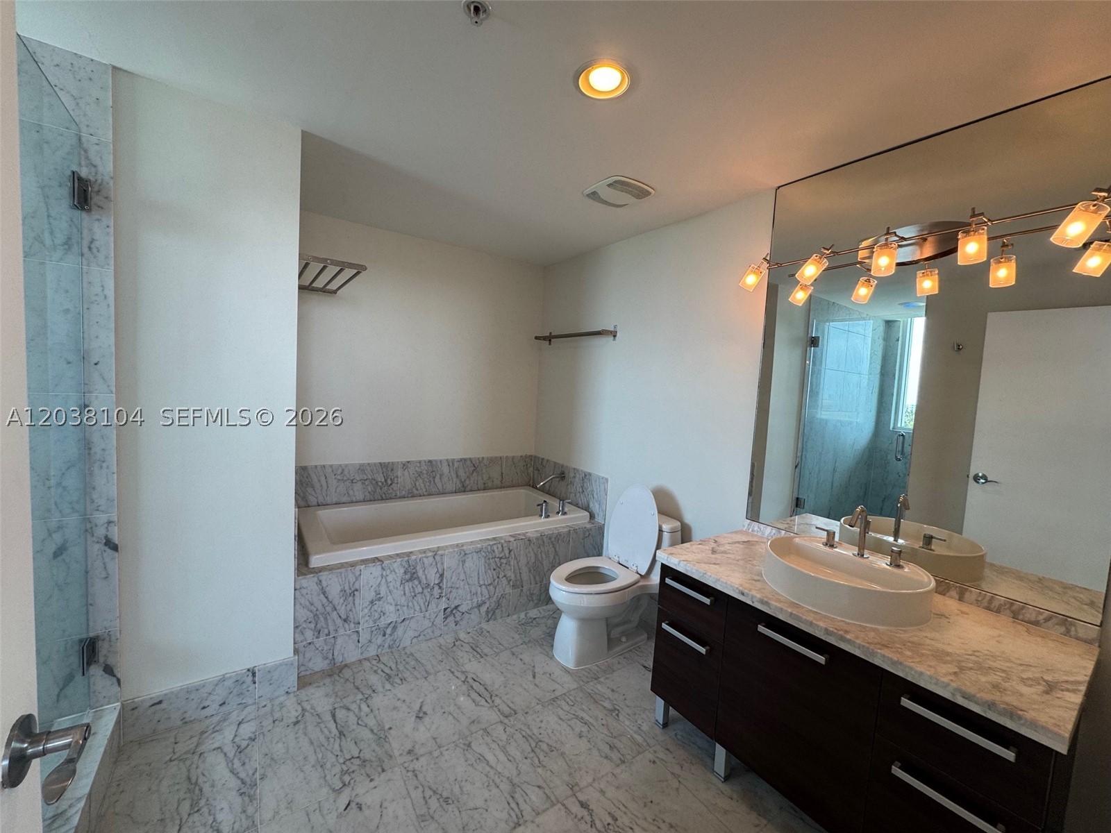 Vizcayne - Residential Lease