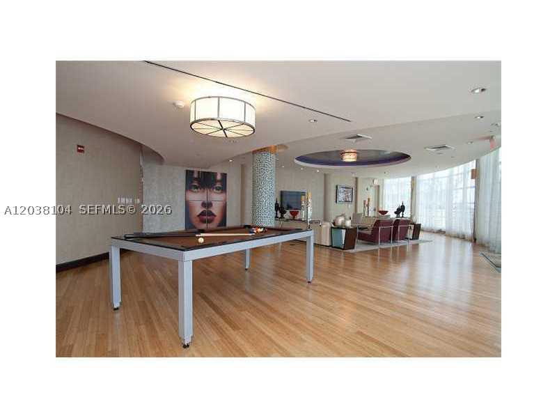 Vizcayne - Residential Lease