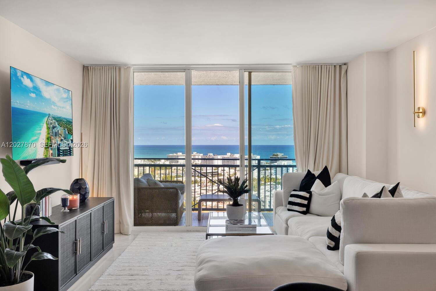 YACHT CLUB AT PORTOFINO C - Residential
