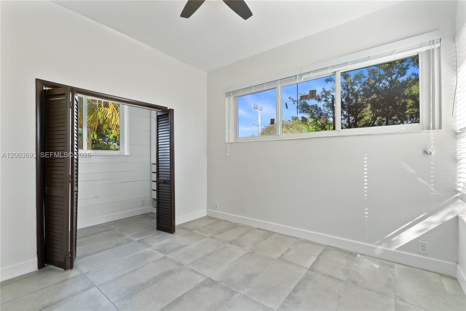 HOLLYWOOD PARK - Residential Income