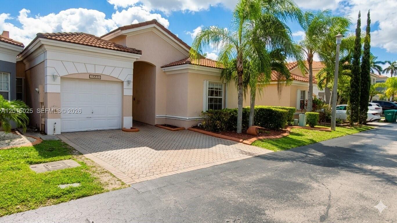 FOREST LAKES COUNTRY GARD - Residential