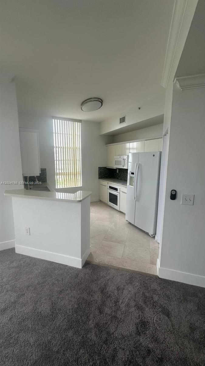 LAS OLAS BY THE RIVER CON - Residential Lease