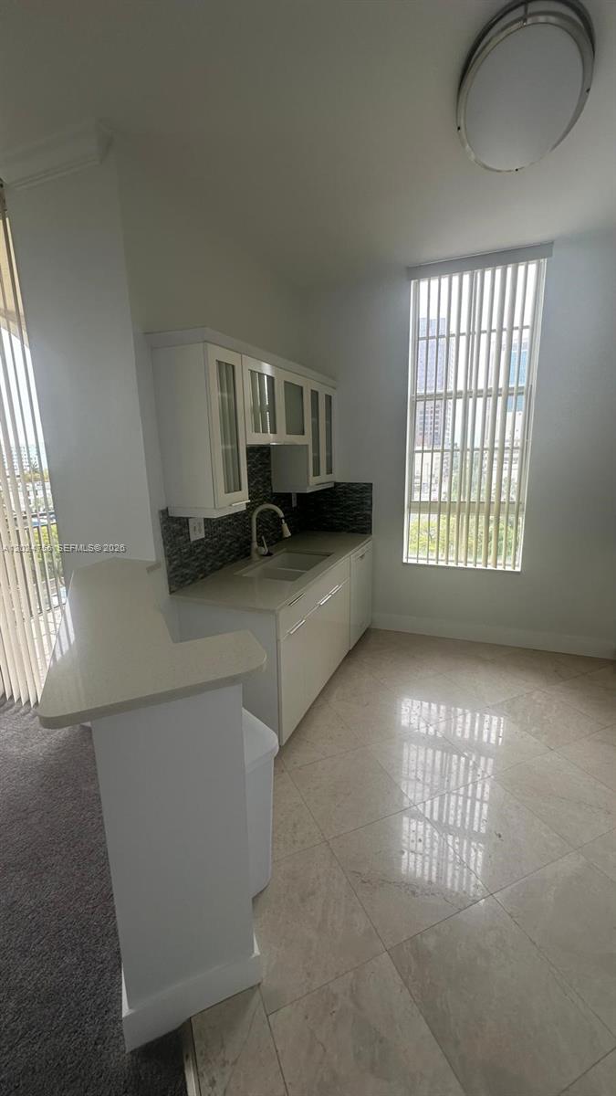 LAS OLAS BY THE RIVER CON - Residential Lease