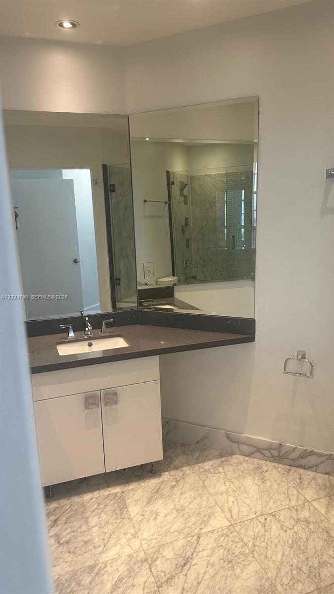 LAS OLAS BY THE RIVER CON - Residential Lease