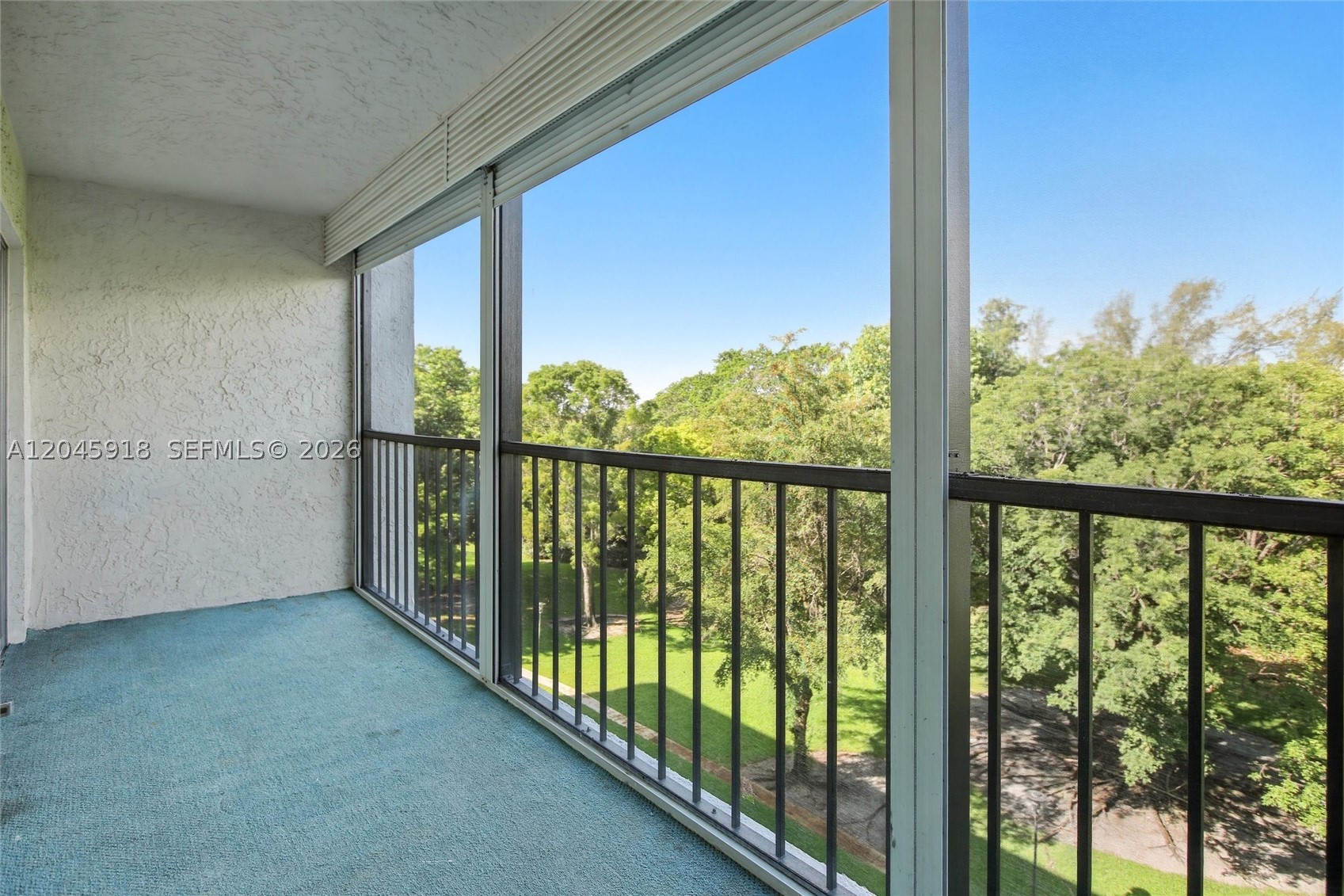 GREENS OF INVERRARY PHASE - Residential
