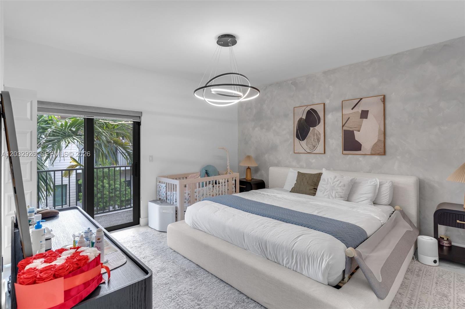 DOWNTOWN DORAL SOUTH PHAS - Residential