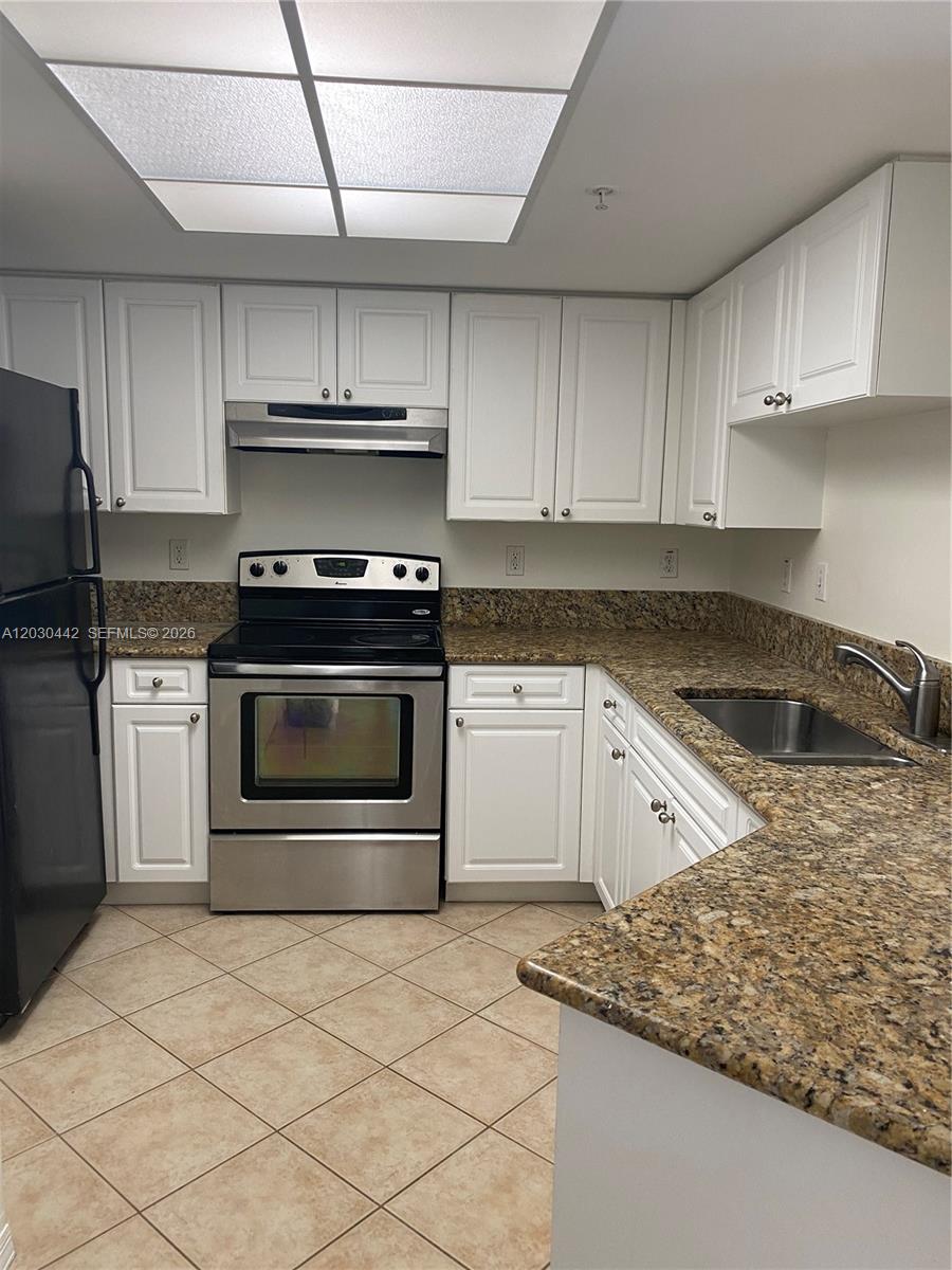 GRAND VIEW AT CRESTWOOD C - Residential Lease