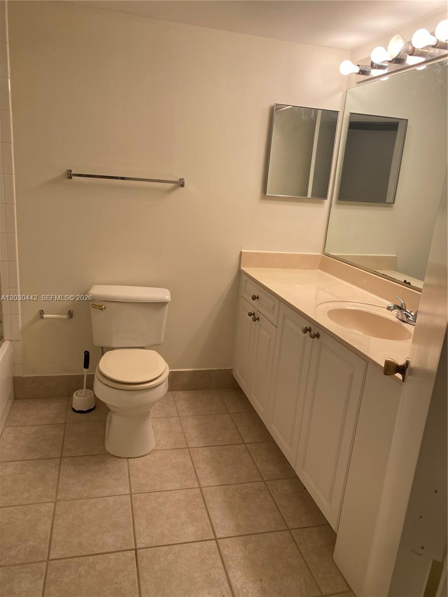 GRAND VIEW AT CRESTWOOD C - Residential Lease