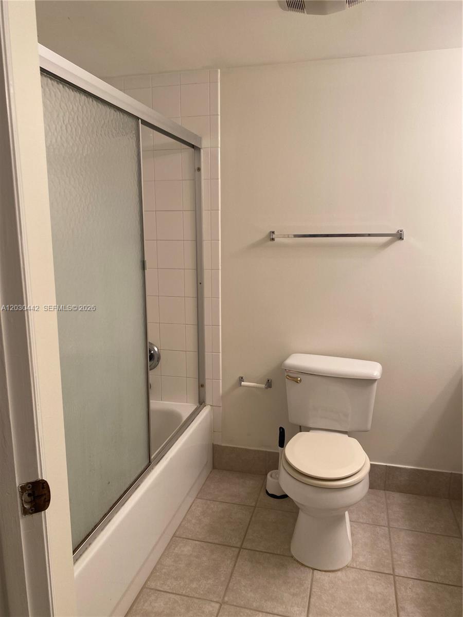 GRAND VIEW AT CRESTWOOD C - Residential Lease
