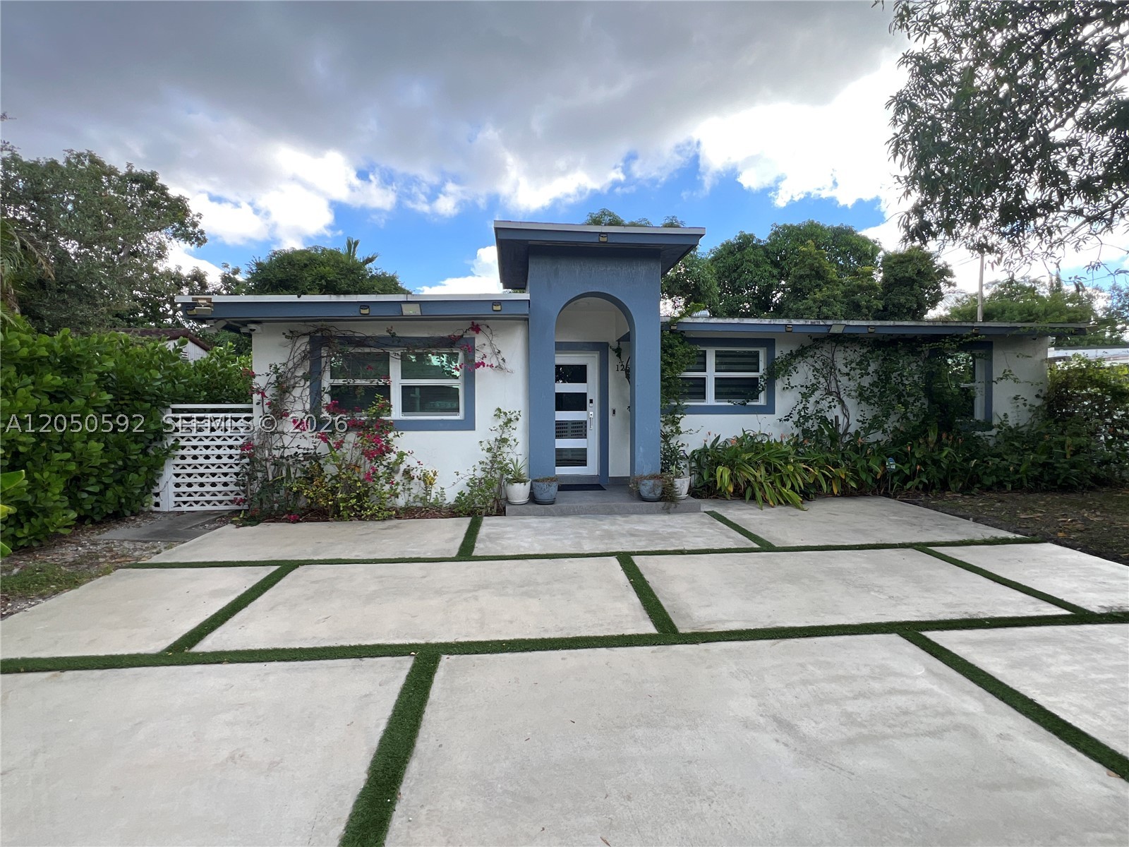 OVERBROOK SHORES - Residential