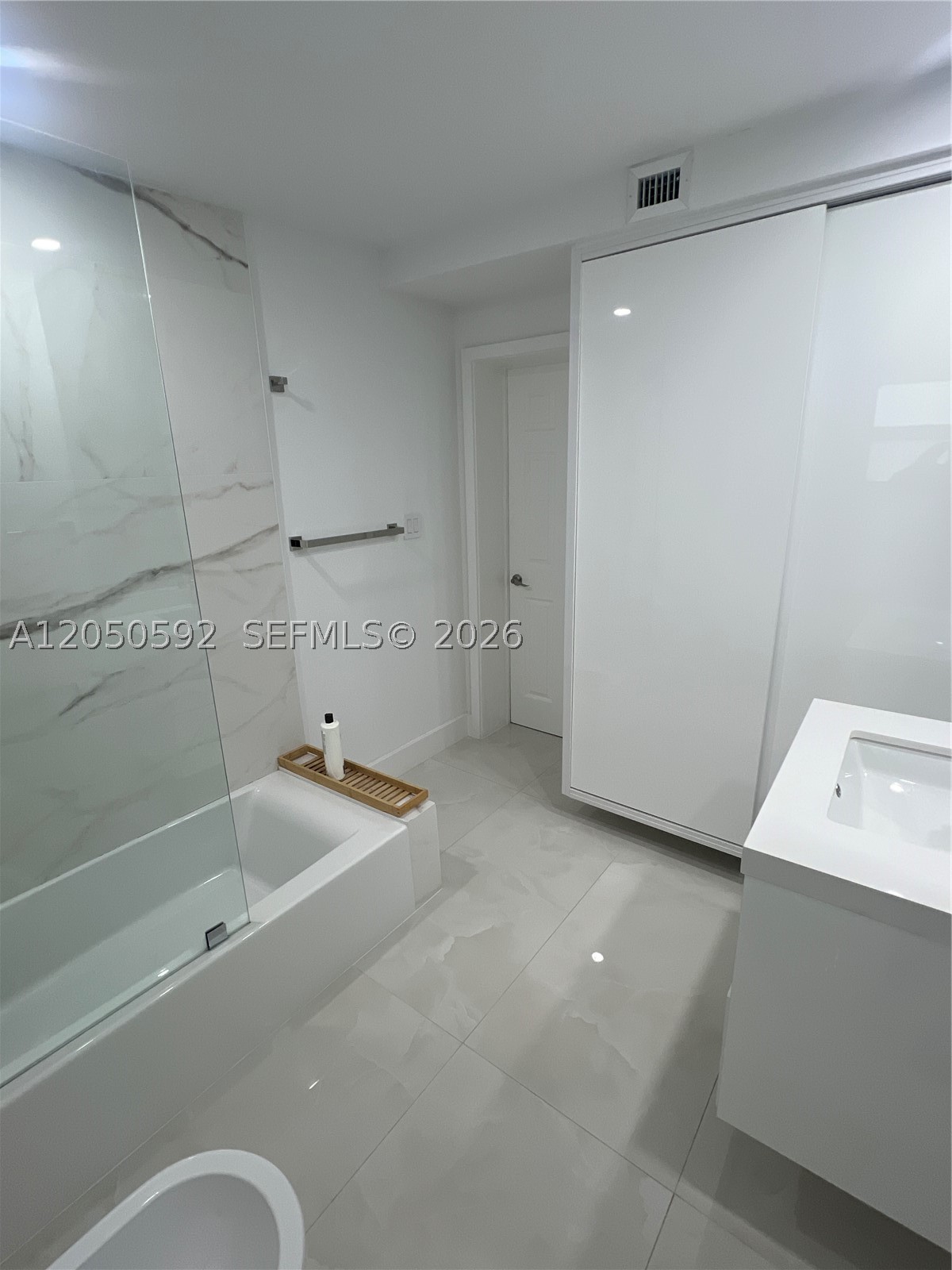 OVERBROOK SHORES - Residential