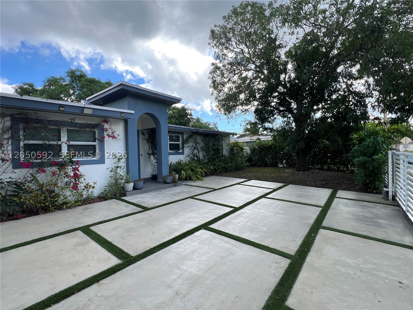 OVERBROOK SHORES - Residential