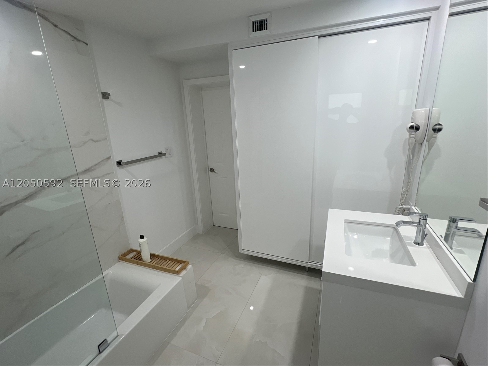 OVERBROOK SHORES - Residential