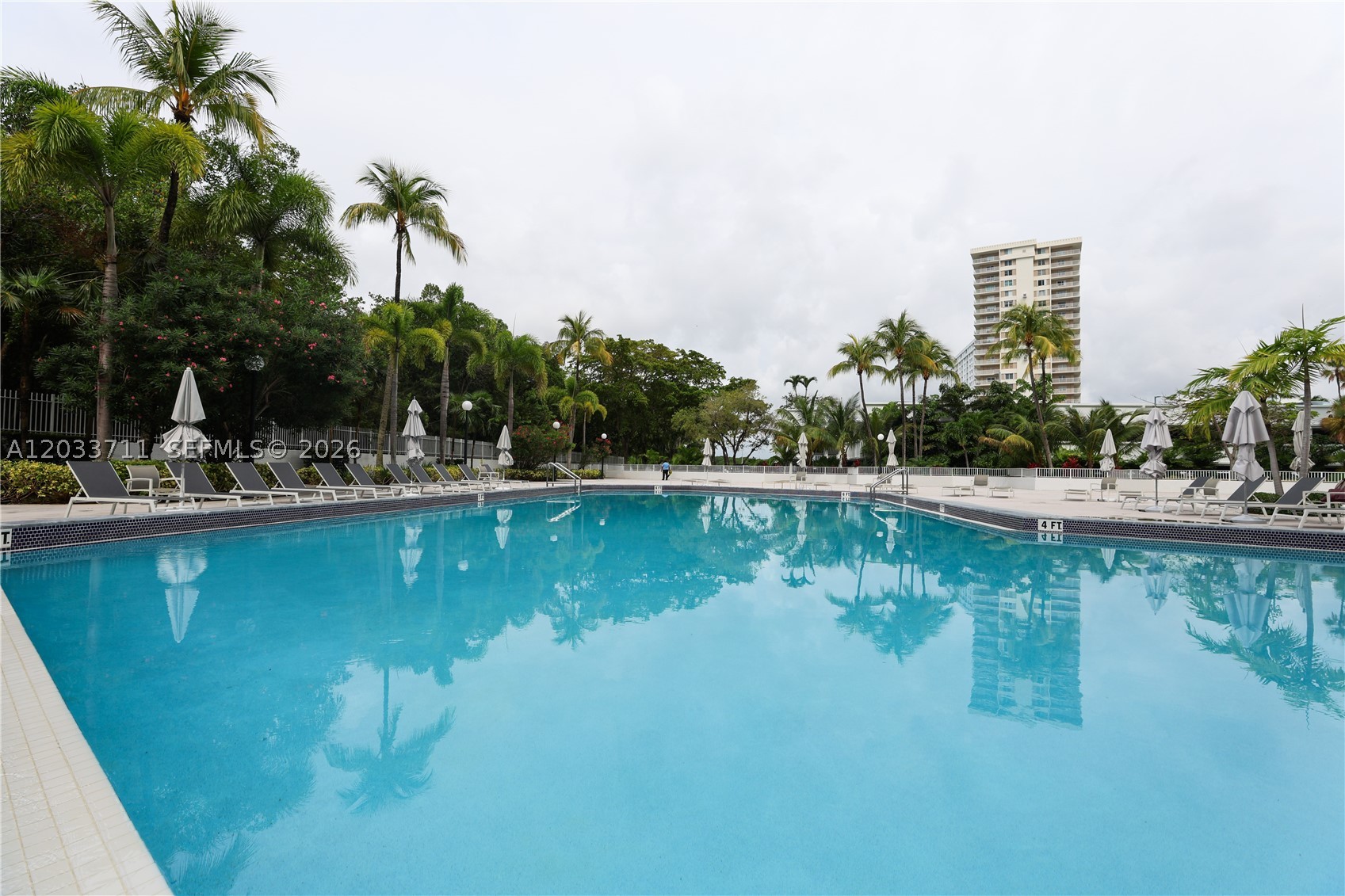 ARLEN HOUSE EAST CONDO - Residential