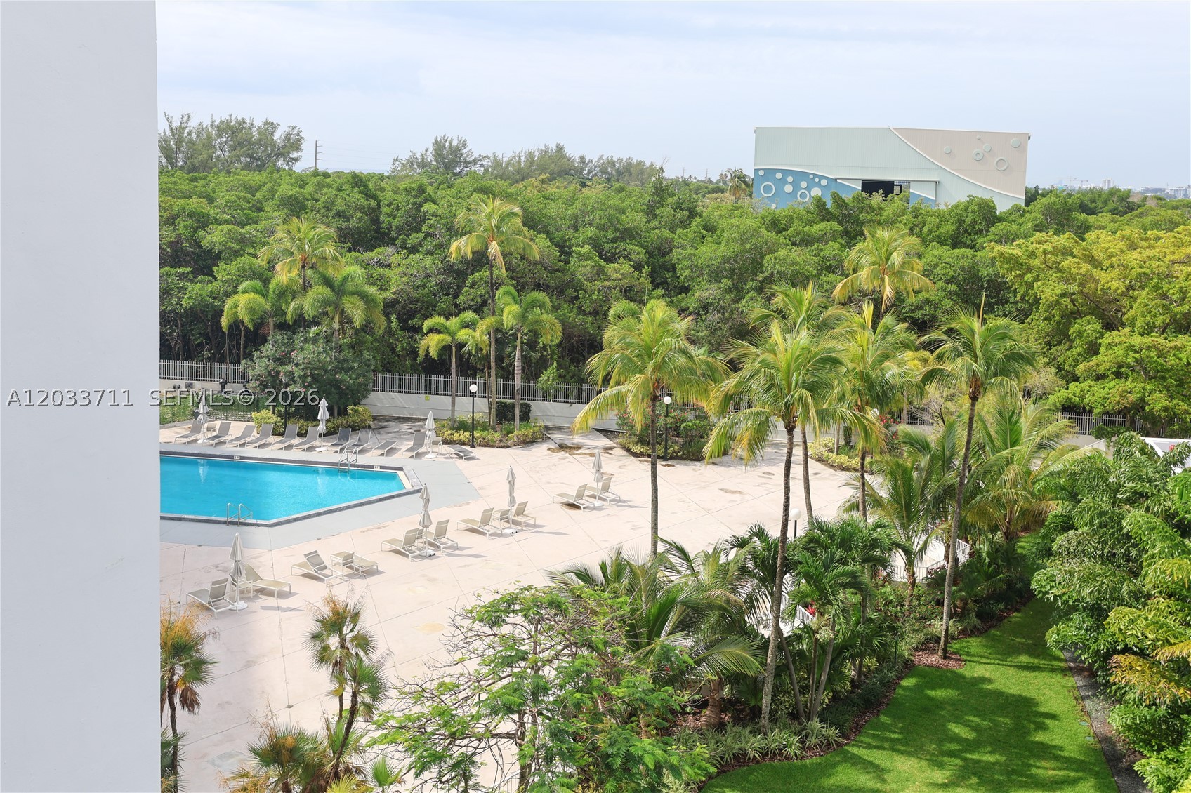 ARLEN HOUSE EAST CONDO - Residential