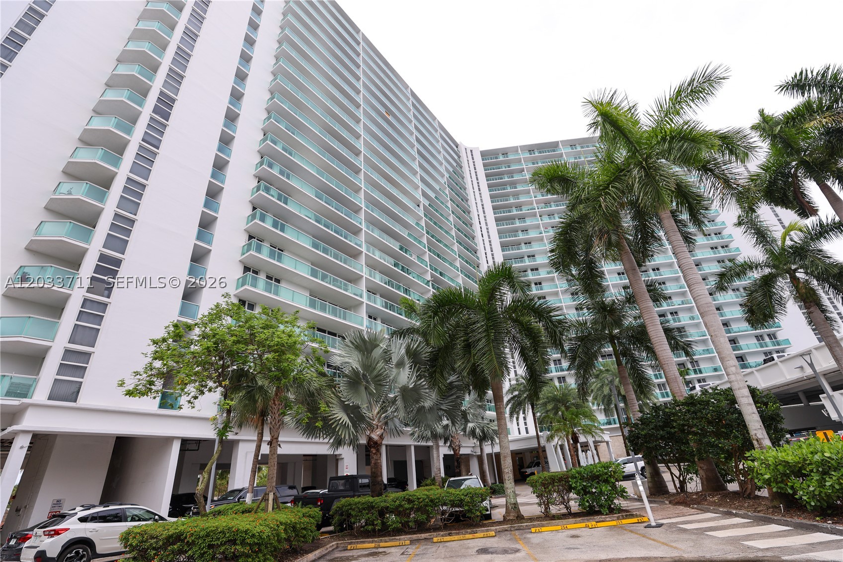 ARLEN HOUSE EAST CONDO - Residential