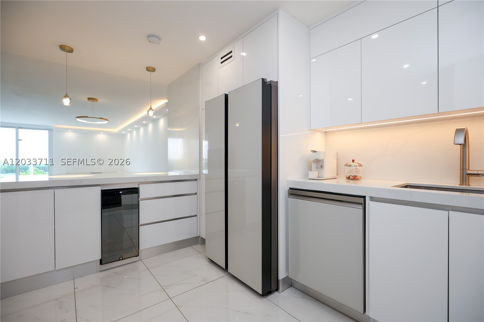 ARLEN HOUSE EAST CONDO - Residential
