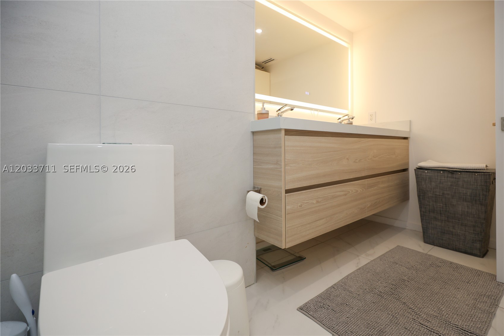 ARLEN HOUSE EAST CONDO - Residential