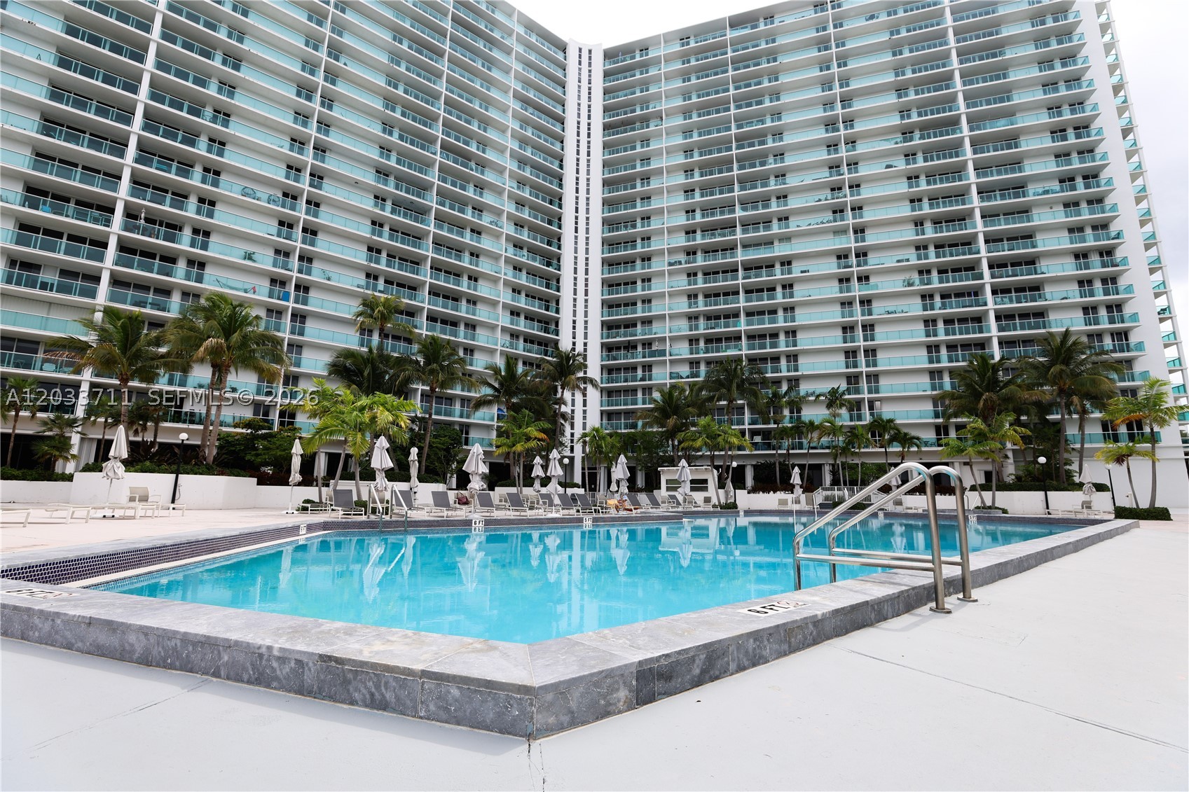 ARLEN HOUSE EAST CONDO - Residential