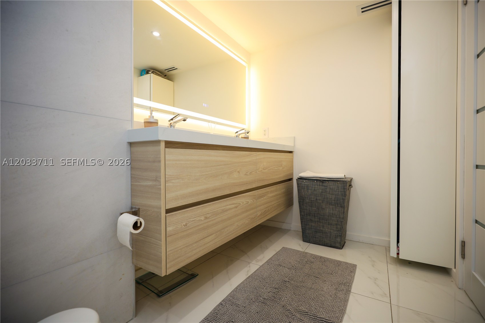 ARLEN HOUSE EAST CONDO - Residential