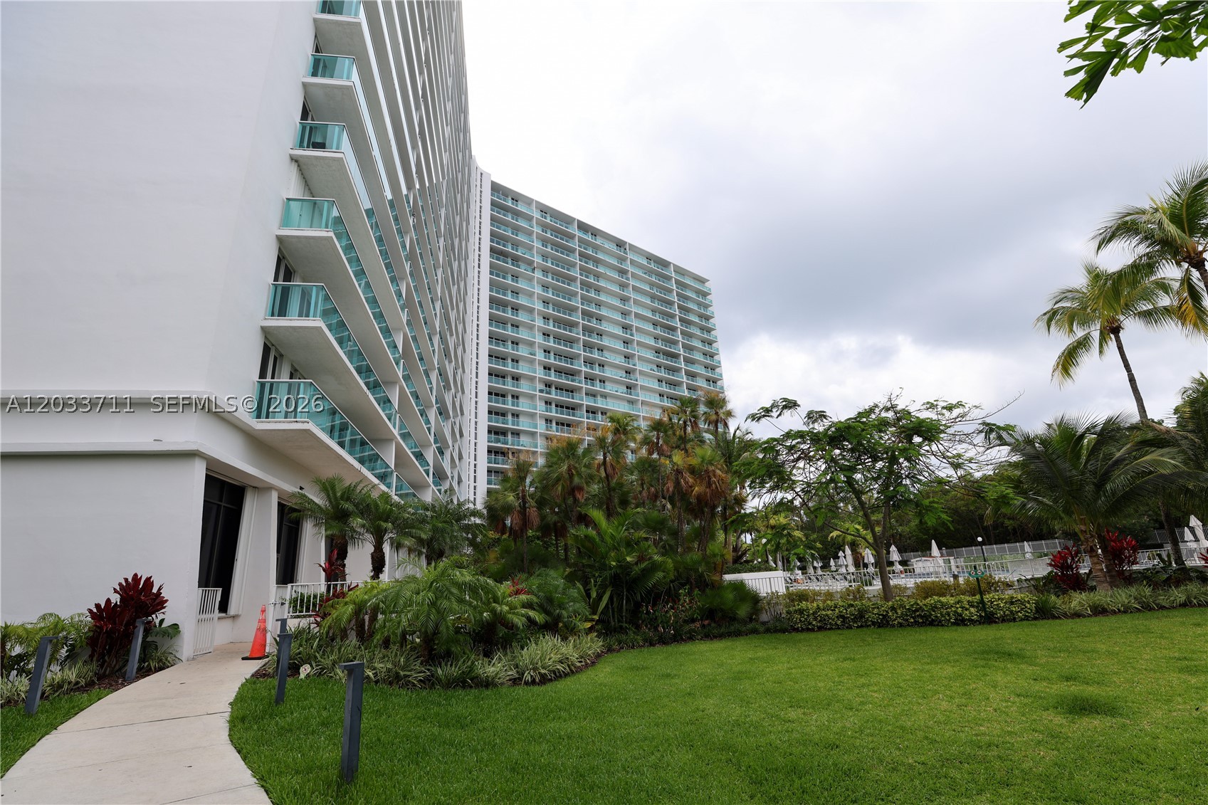ARLEN HOUSE EAST CONDO - Residential