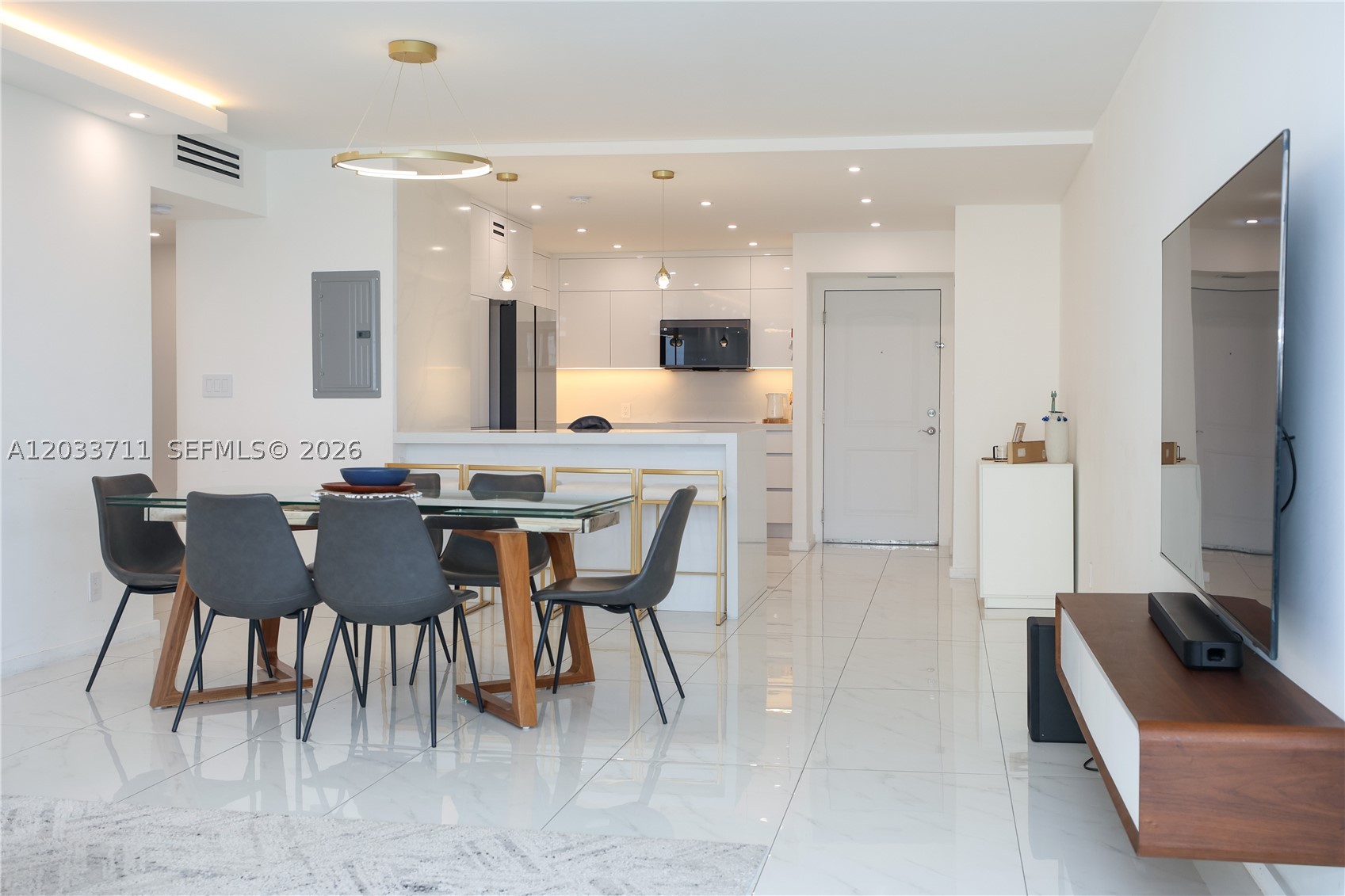 ARLEN HOUSE EAST CONDO - Residential