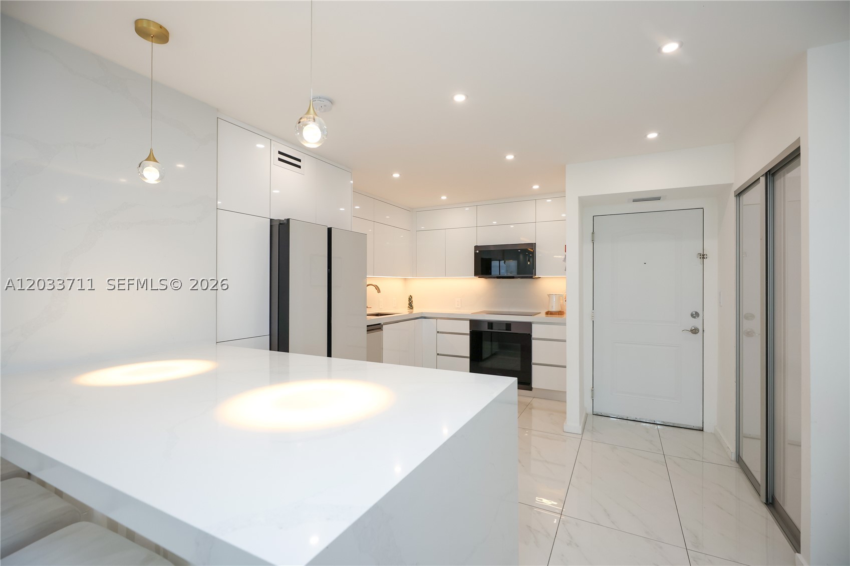 ARLEN HOUSE EAST CONDO - Residential