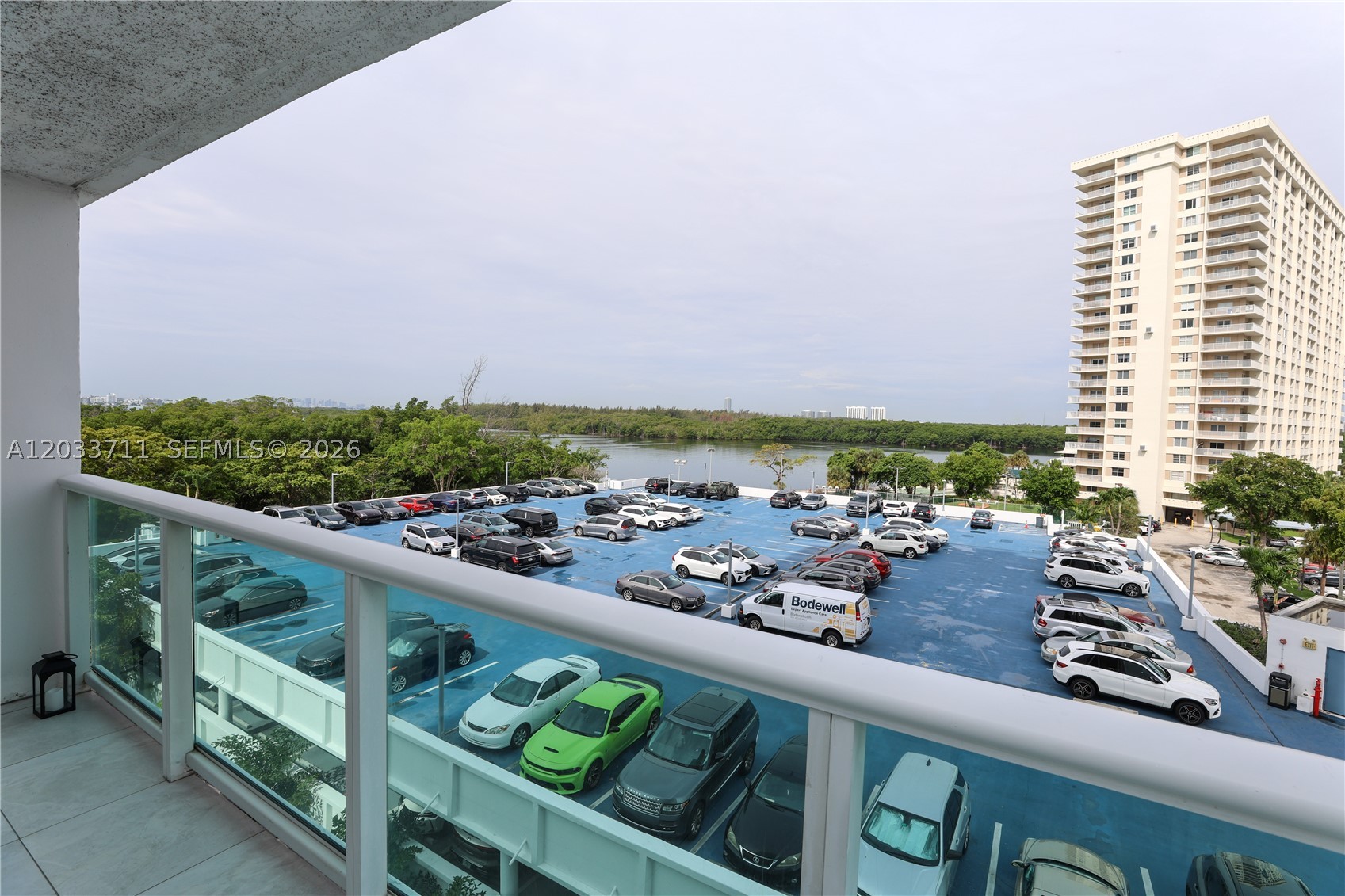 ARLEN HOUSE EAST CONDO - Residential