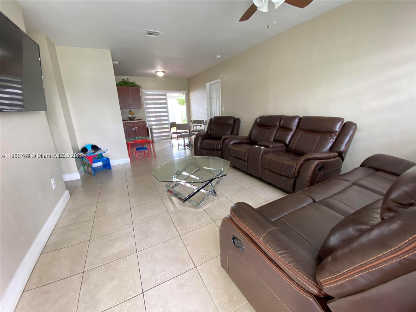 MYRTLE GROVE 1ST ADDN - Residential
