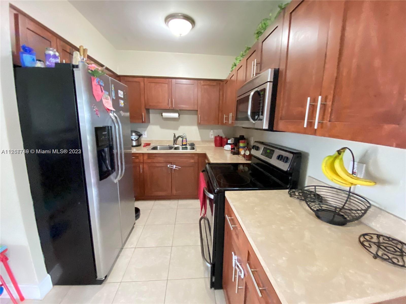 MYRTLE GROVE 1ST ADDN - Residential