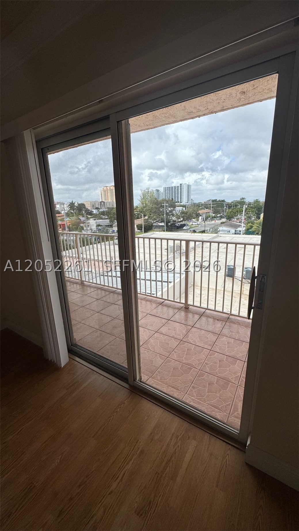 CITY VIEW BY THE GROVE CO - Residential