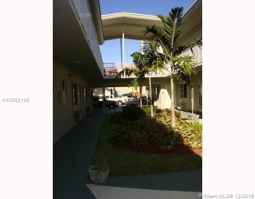 DECO PALMS APTS - Residential Lease